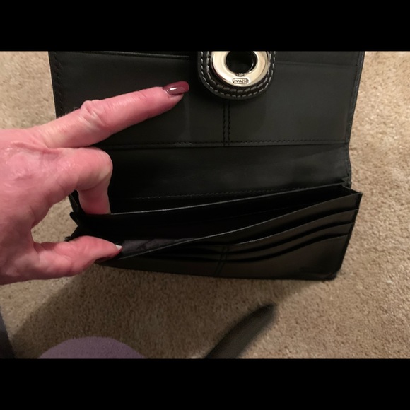 Coach Wallet - Picture 6 of 6